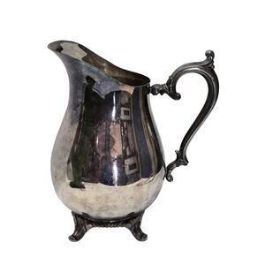 Vintage Silver Plated WM Rogers 817 Footed Ice Guard Water Beverage Pitcher